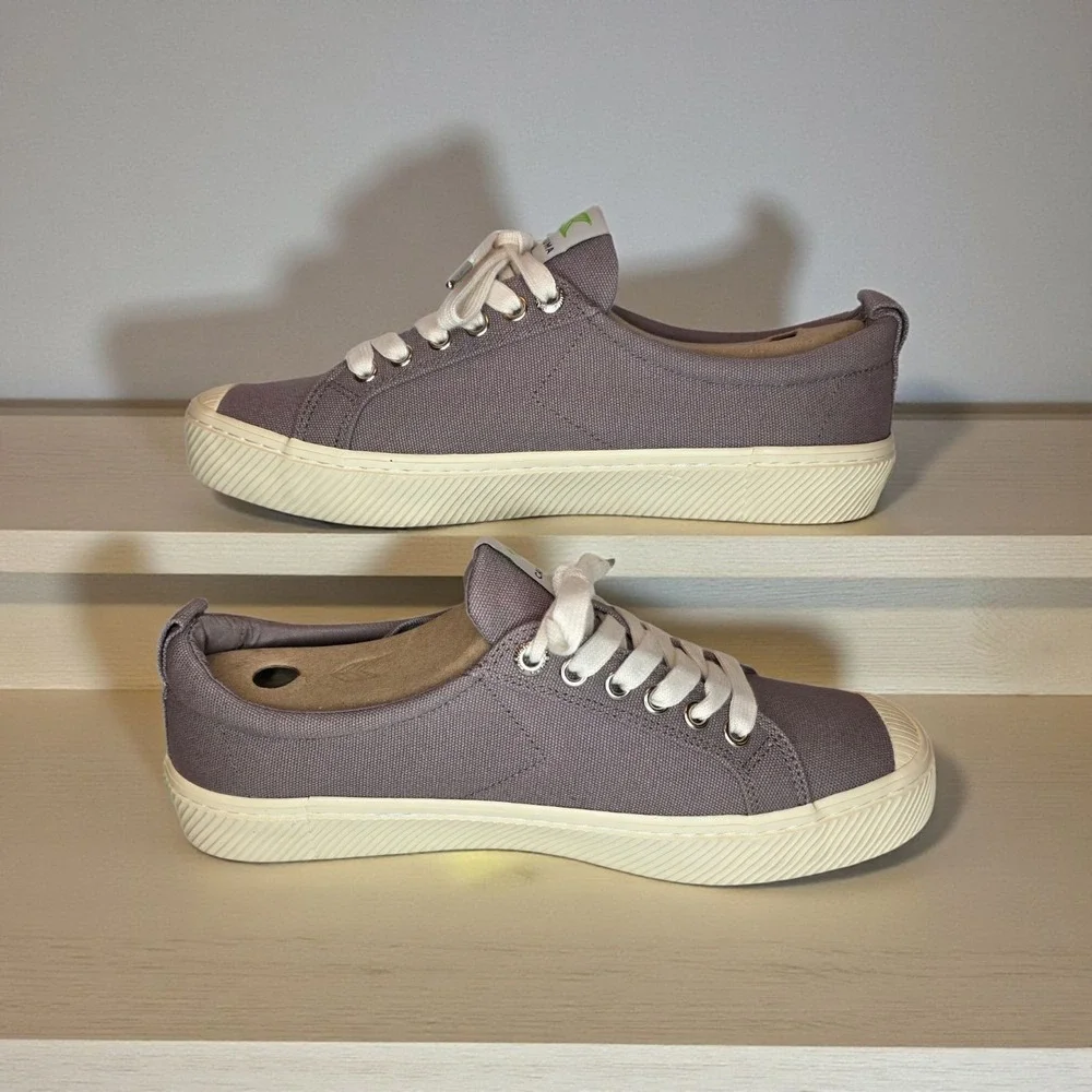 Cariuma OCA Low Sneakers W 9.5 /M 8 Canvas Skateboarding Shoes